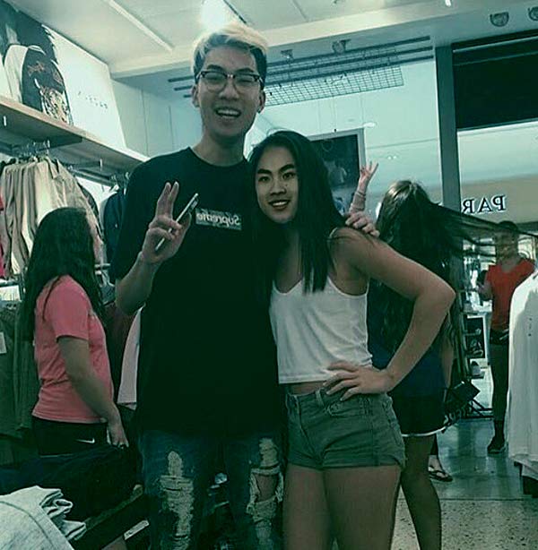 Image of RiceGum with his sister Ling Ling